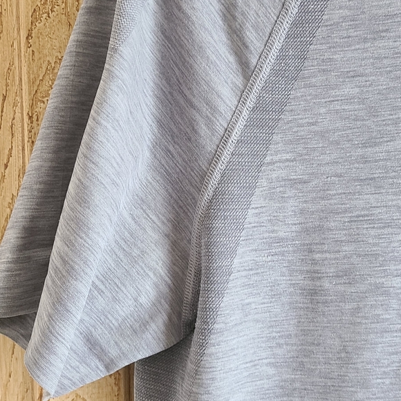 T-shirt Compressport - Picture 4 of 6